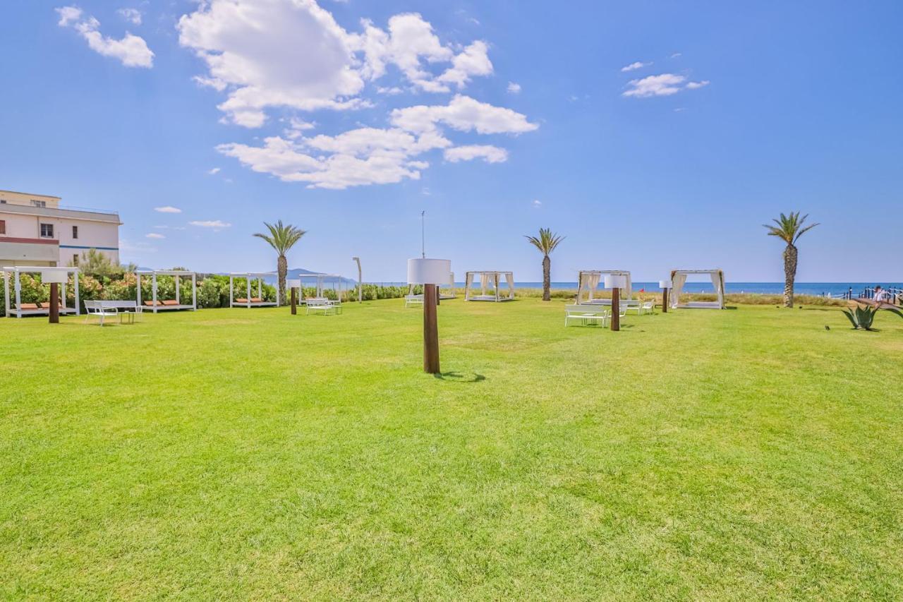 Beach Club 93 Пестум Екстер'єр фото